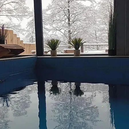 Dom Nad Jeziorem Mazury - Pod Napieciem *